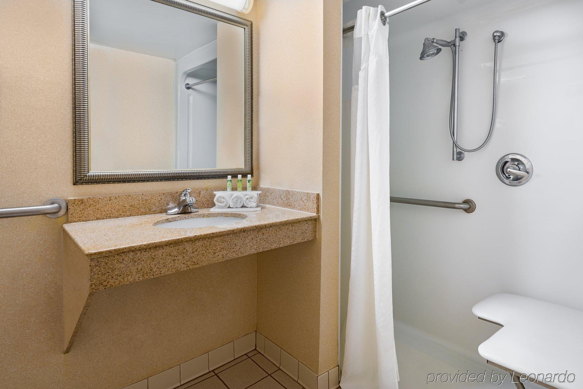 Holiday Inn Express Richmond-Mechanicsville By Ihg Eksteriør bilde