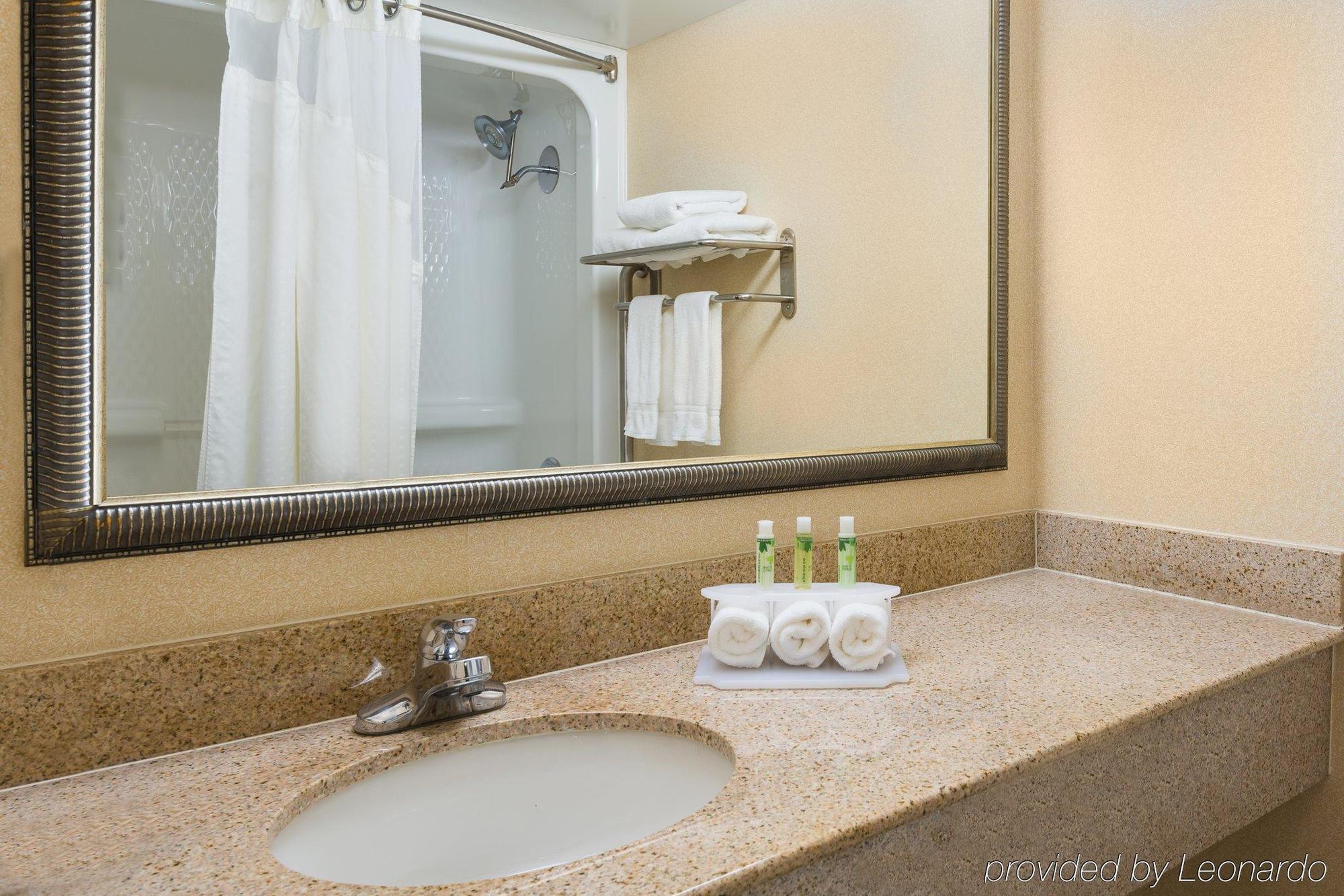 Holiday Inn Express Richmond-Mechanicsville By Ihg Eksteriør bilde